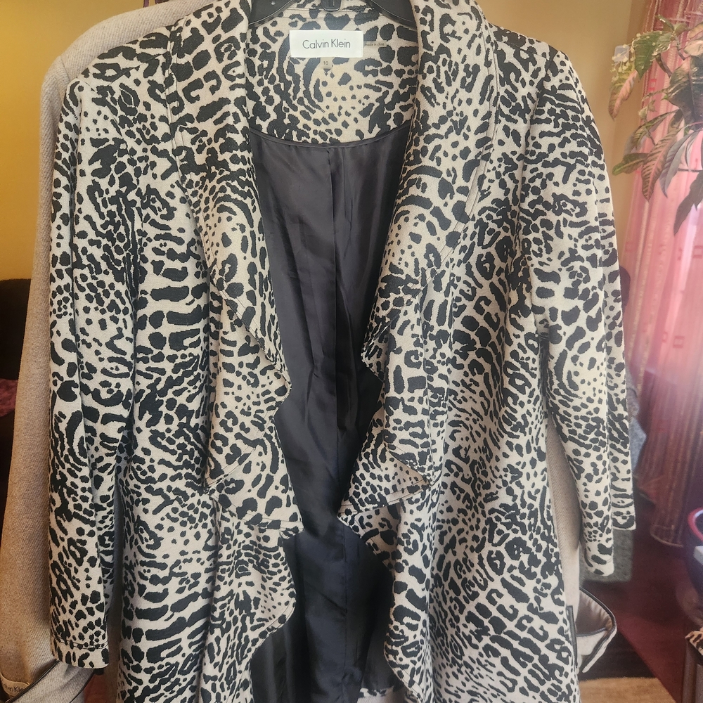 Calvin Klein Black and Ivory Animal-Print Ruffle Blazer
